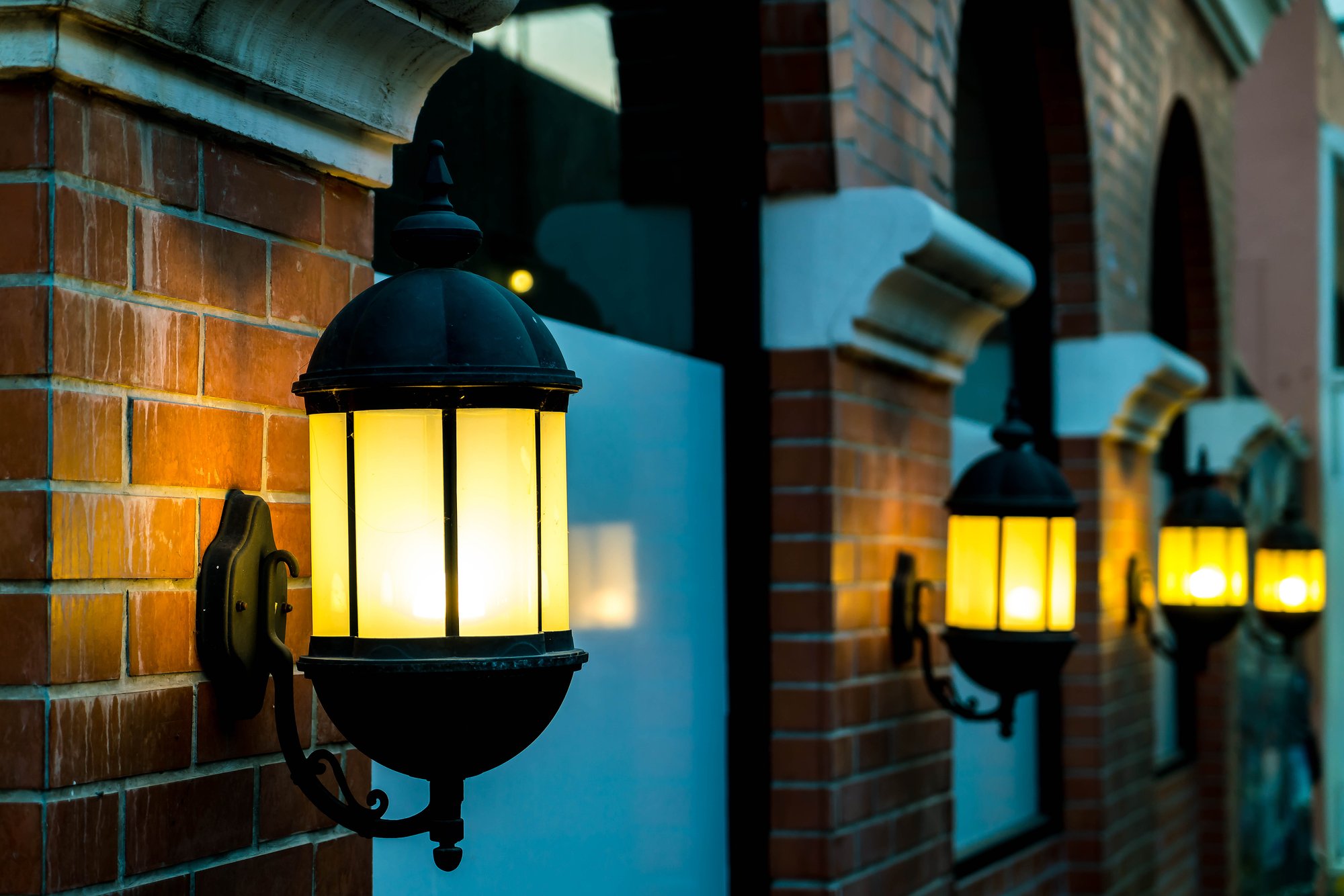 lamp-against-red-brick-wall-night lamp-against-red-brick-wall-night